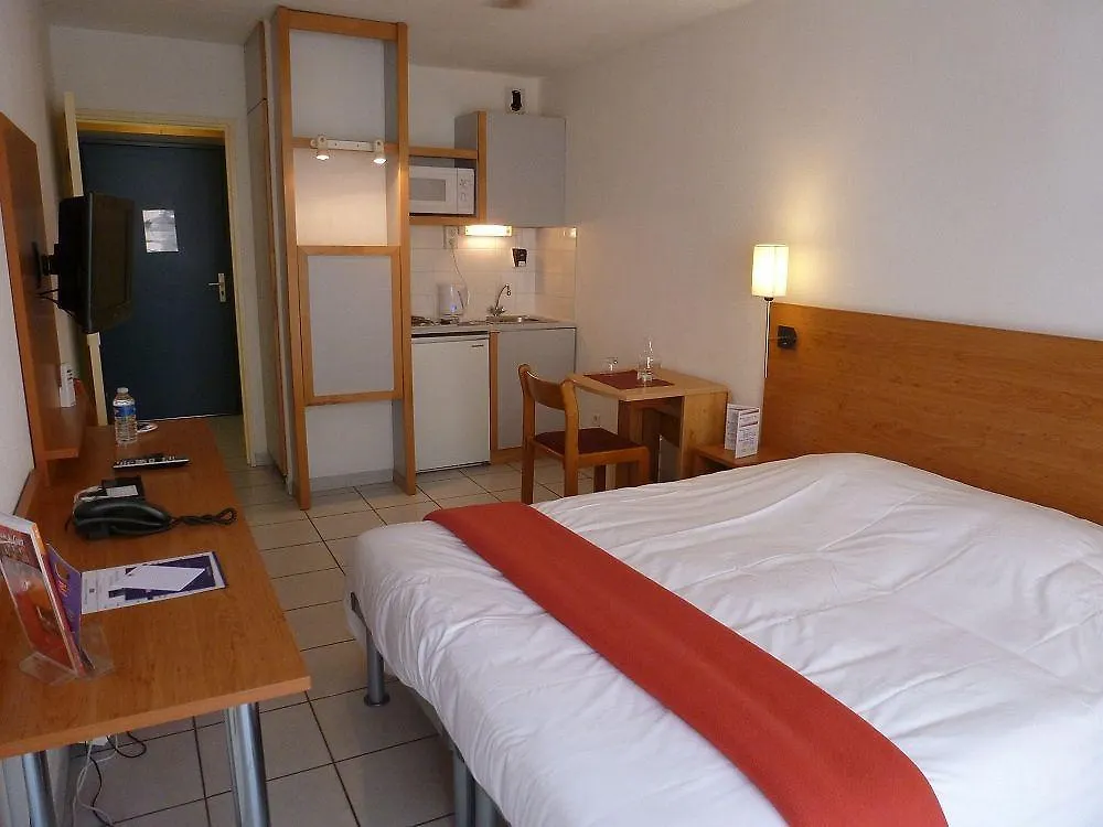Sejours & Affaires Aix-En-Provence Mirabeau Aparthotel France