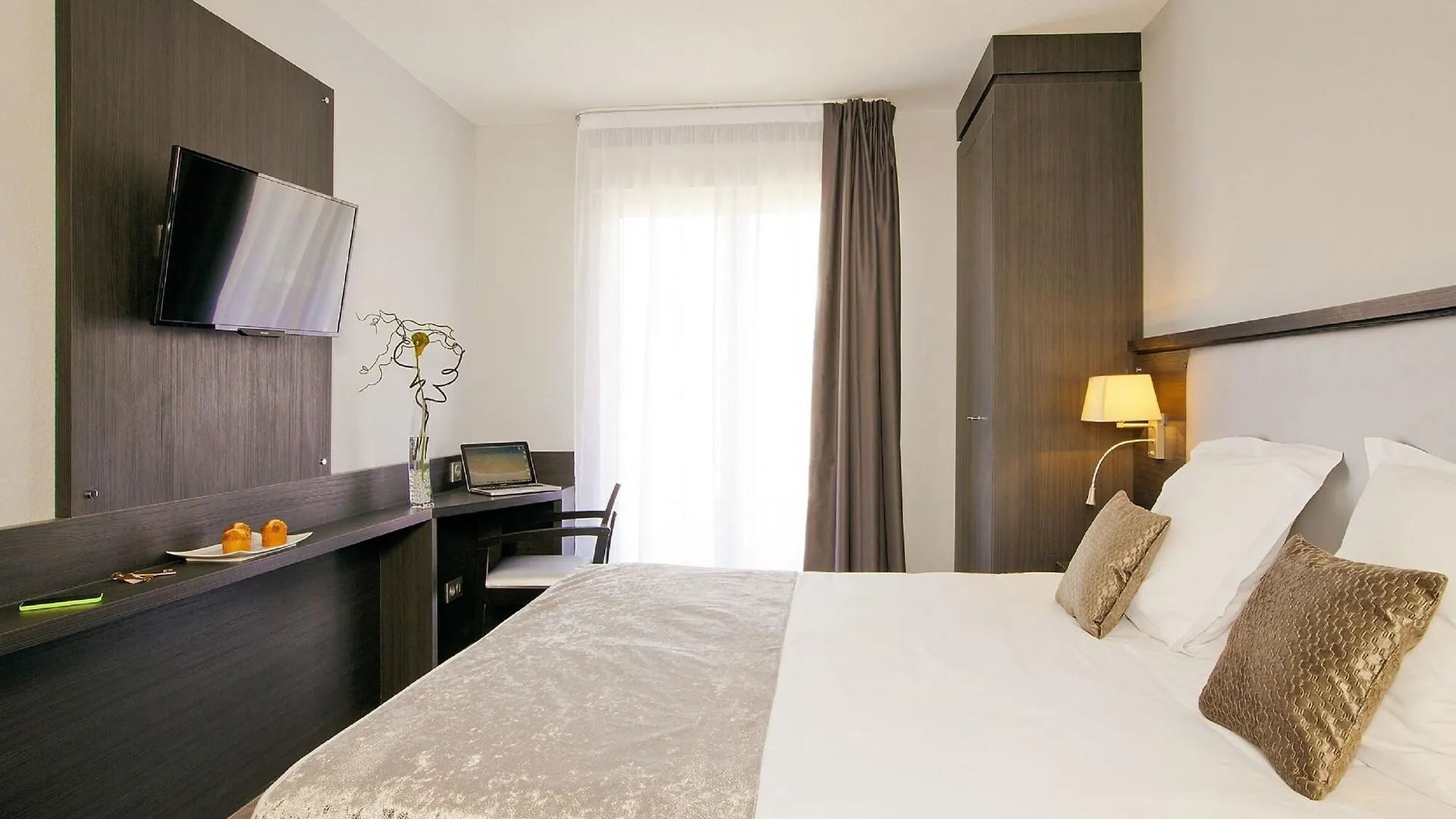 Sejours & Affaires Aix-En-Provence Mirabeau Aparthotel