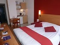 Sejours & Affaires Aix-En-Provence Mirabeau Aparthotel