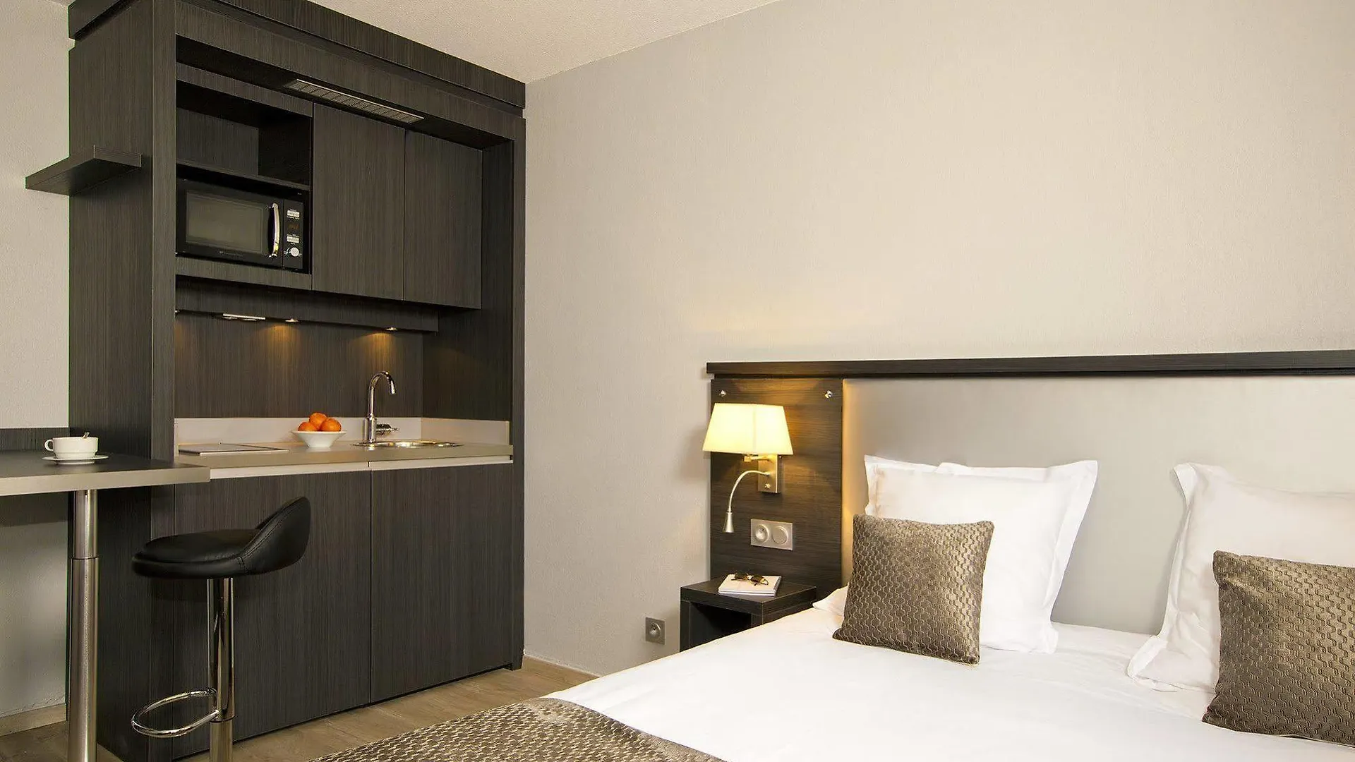 Sejours & Affaires Aix-En-Provence Mirabeau Aparthotel