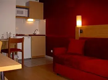 Sejours & Affaires Aix-En-Provence Mirabeau Aparthotel 2*,  France
